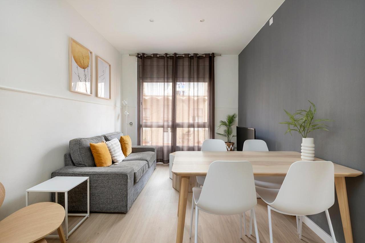 Apartments Sata Sagrada Familia Area Barcelona Kültér fotó